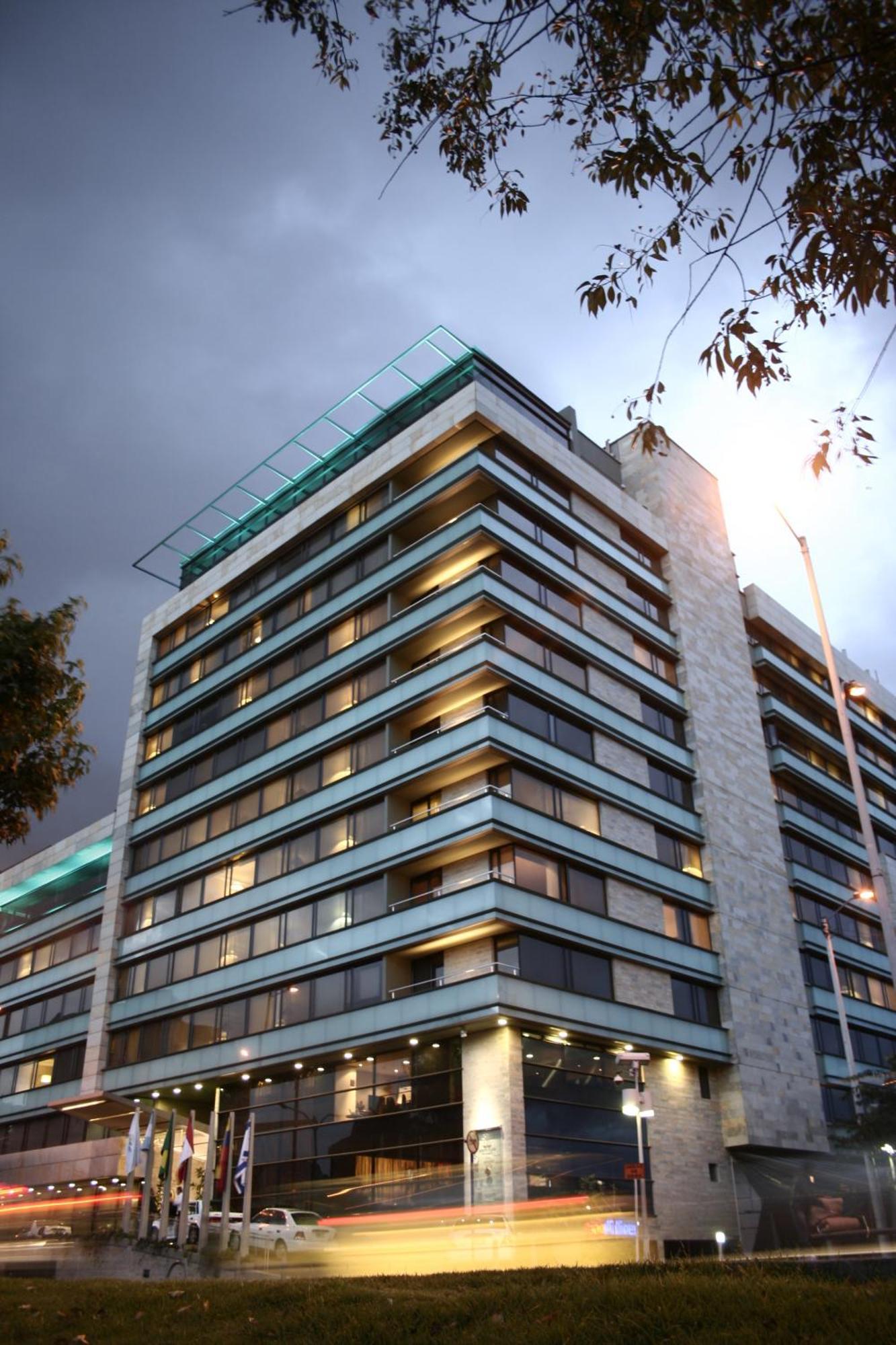 Bogota Plaza Hotel Bogotá Exterior foto The building of the Academy of Athens