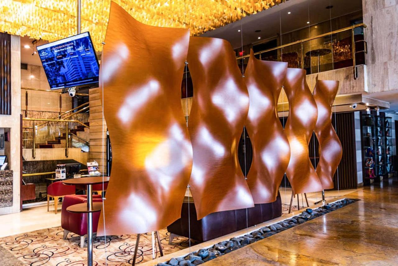 Bogota Plaza Hotel Bogotá Exterior foto The lobby of the Wynn Las Vegas